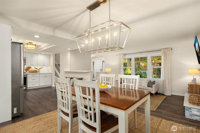 10702 NE 144th Court, Kirkland, WA 98034