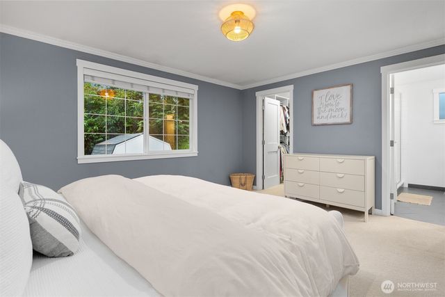 10702 NE 144th Court, Kirkland, WA 98034