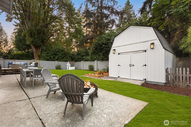 10702 NE 144th Court, Kirkland, WA 98034