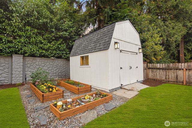 10702 NE 144th Court, Kirkland, WA 98034