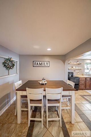 1060 Bear Avenue, Idaho Falls, ID 83402