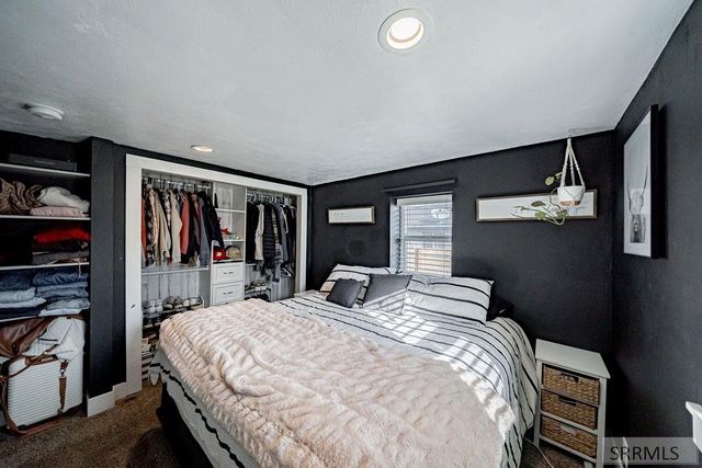 1060 Bear Avenue, Idaho Falls, ID 83402