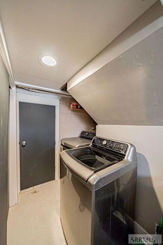 1060 Bear Avenue, Idaho Falls, ID 83402