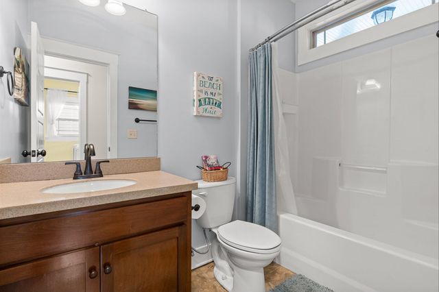 8217 Robertsview Drive, Ooltewah, TN 37363