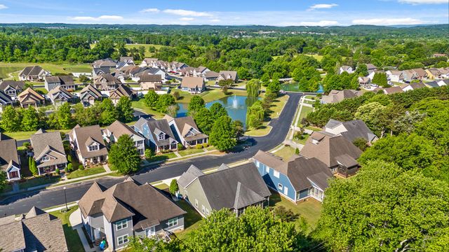 8217 Robertsview Drive, Ooltewah, TN 37363