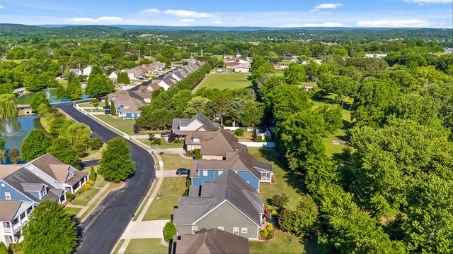 8217 Robertsview Drive, Ooltewah, TN 37363