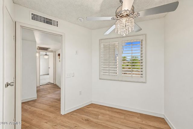 10031 W HUTTON Drive, Sun City, AZ 85351