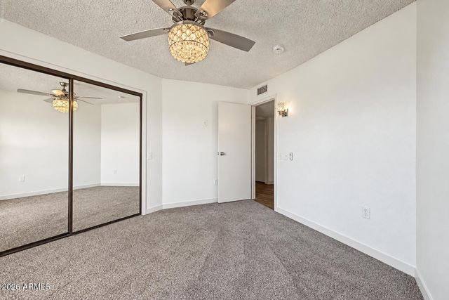 10031 W HUTTON Drive, Sun City, AZ 85351