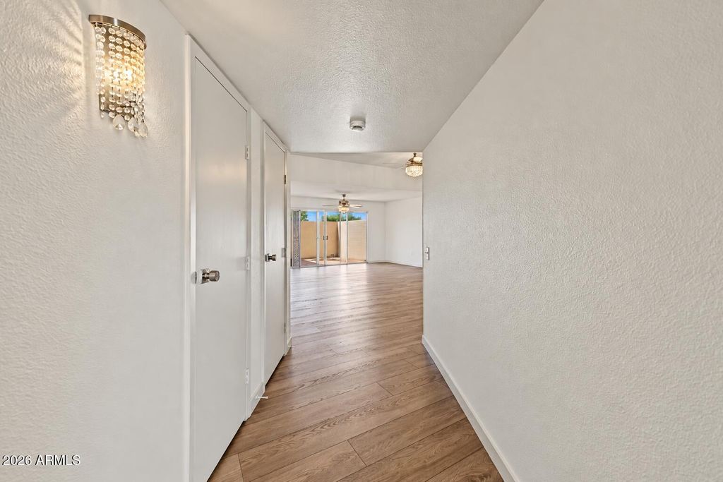 10031 W HUTTON Drive, Sun City, AZ 85351 — photo 4