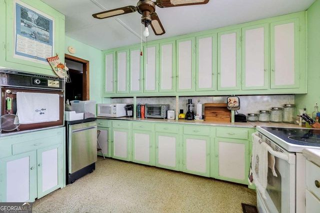 410 Newton Road, Guyton, GA 31312