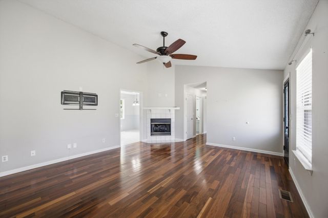 144 N Brent Drive, Ringgold, GA 30736