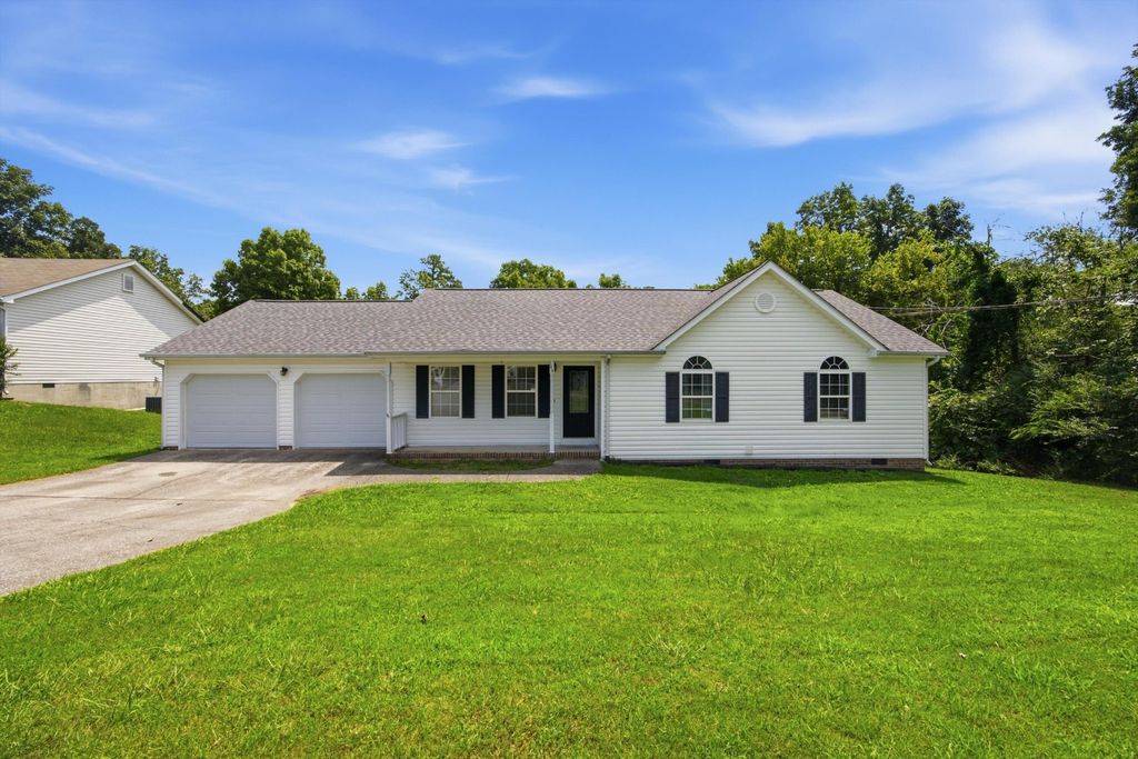 144 N Brent Drive, Ringgold, GA 30736