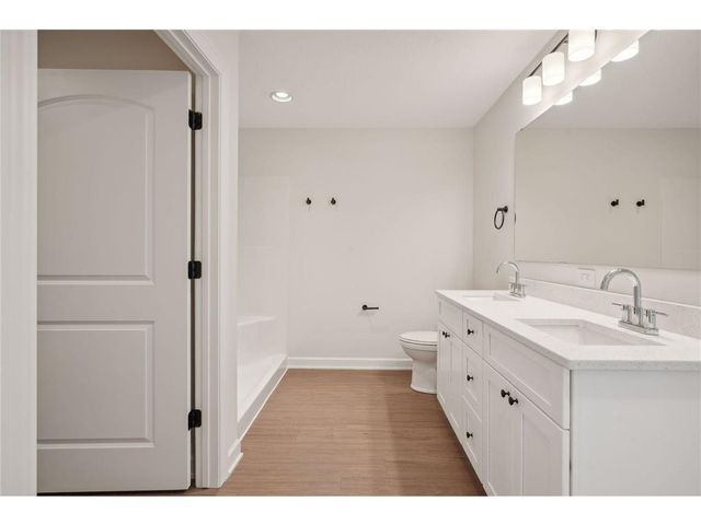 601 S Division Street, Roberts, WI 54023