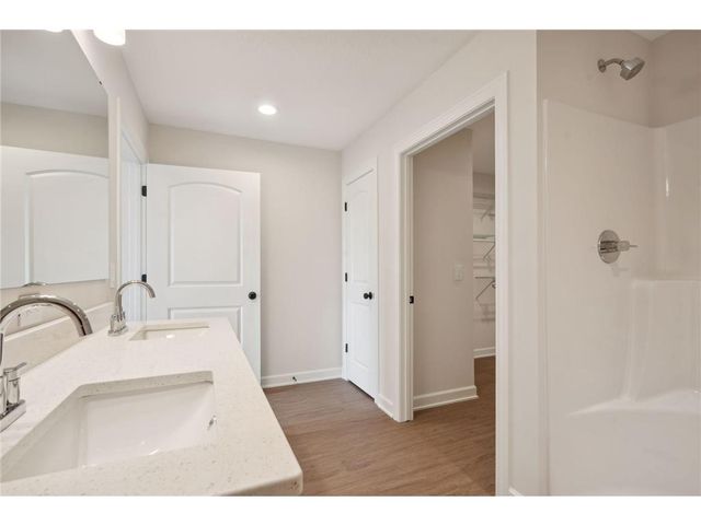 601 S Division Street, Roberts, WI 54023