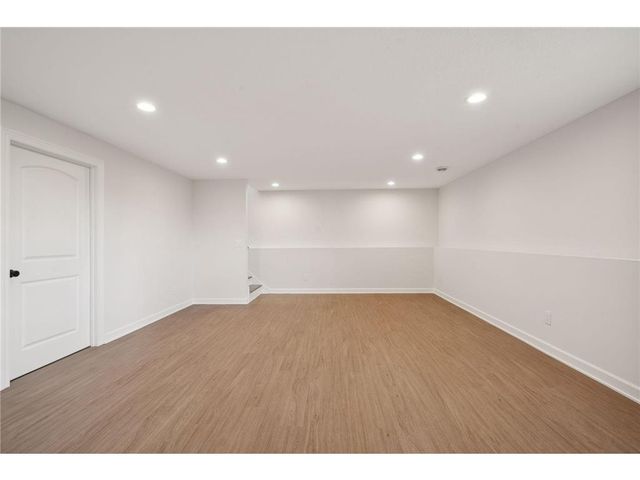 601 S Division Street, Roberts, WI 54023