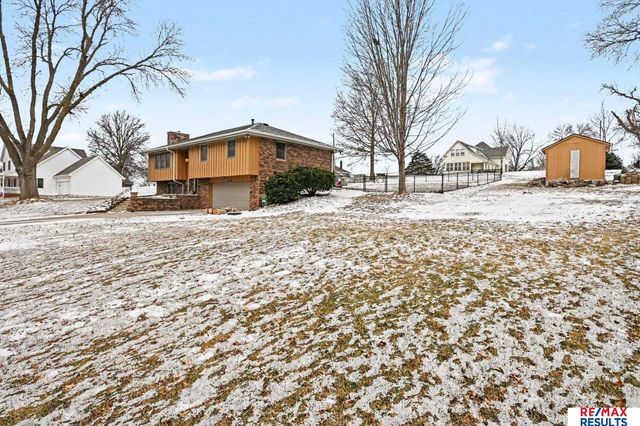 126 S Vermont Street, Bennington, NE 68007