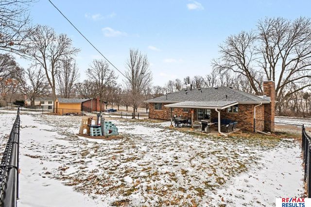 126 S Vermont Street, Bennington, NE 68007