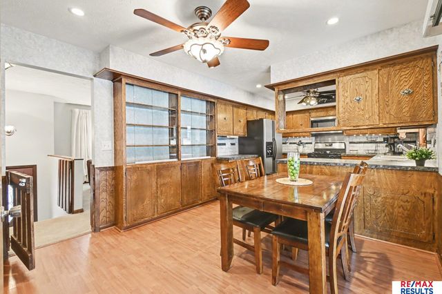 126 S Vermont Street, Bennington, NE 68007