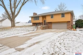 126 S Vermont Street, Bennington, NE 68007