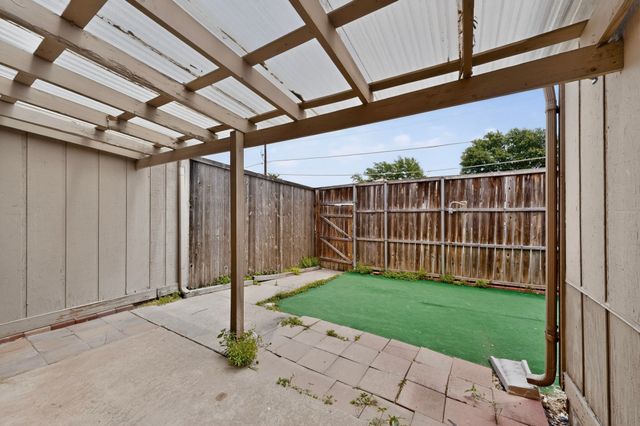 11940 Leisure Drive, Dallas, TX 75243