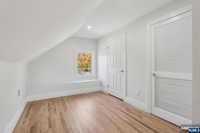 215 Floral Street, Roselle, NJ 07203