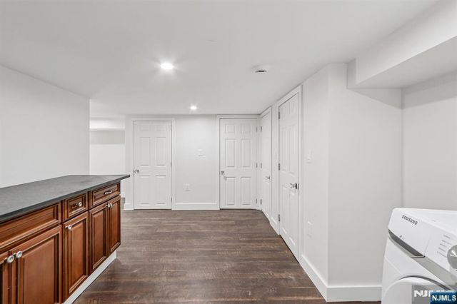 215 Floral Street, Roselle, NJ 07203