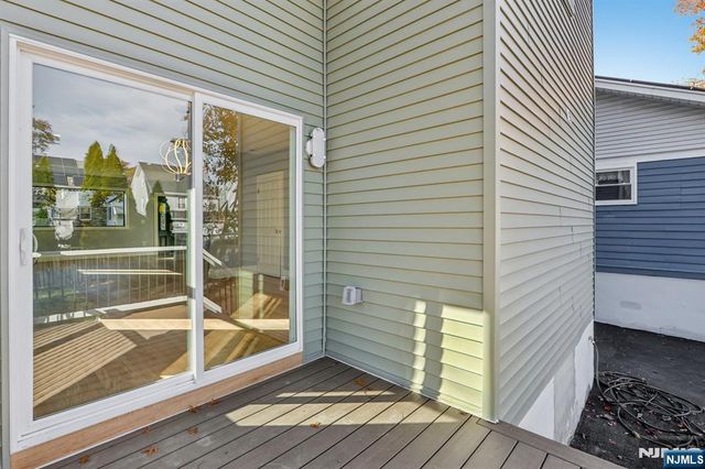 215 Floral Street, Roselle, NJ 07203