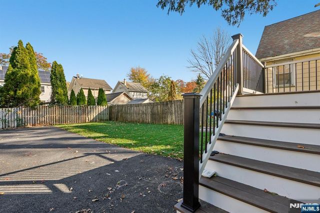 215 Floral Street, Roselle, NJ 07203