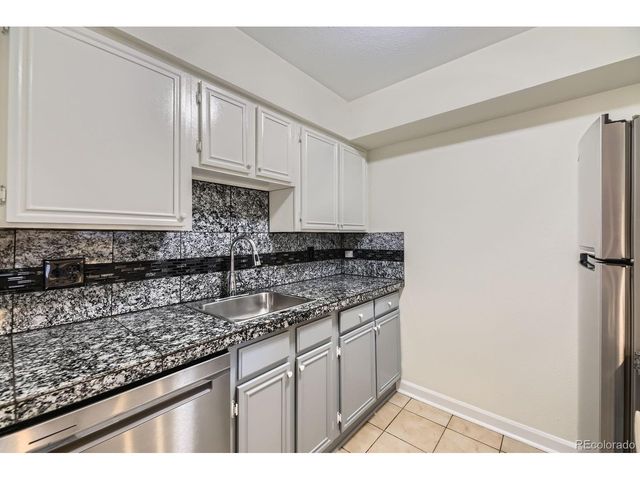 5995 W Hampden Ave 2G, Denver, CO 80227