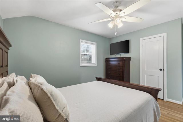 7203 ARTHUR DR, Falls Church, VA 22046