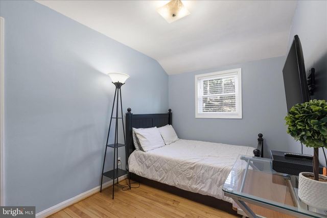 7203 ARTHUR DR, Falls Church, VA 22046