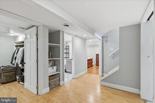 7203 ARTHUR DR, Falls Church, VA 22046