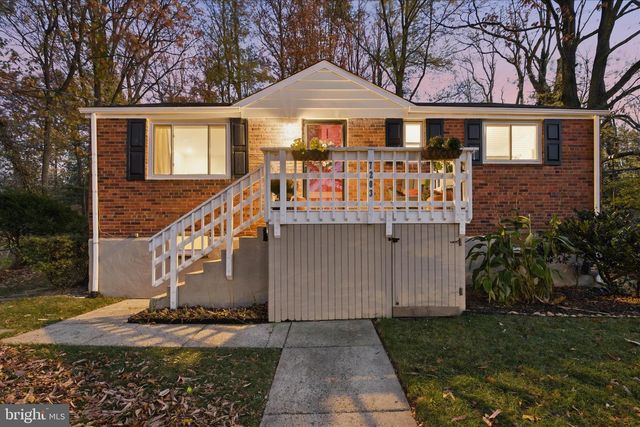 7203 ARTHUR DR, Falls Church, VA 22046