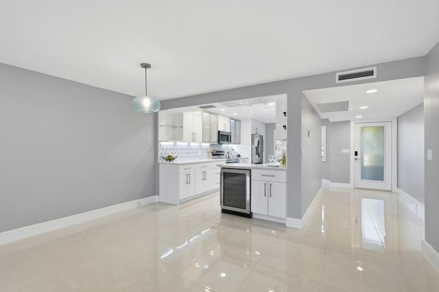 1701 Andros Isle C1, Coconut Creek, FL 33066