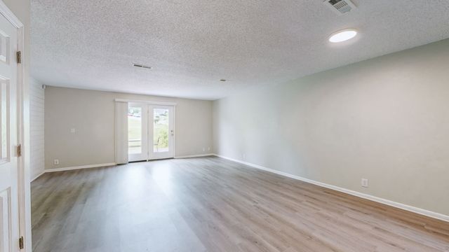 627 Rockwood Dr, Hermitage, TN 37076