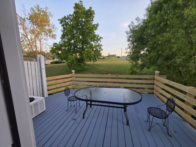 627 Rockwood Dr, Hermitage, TN 37076