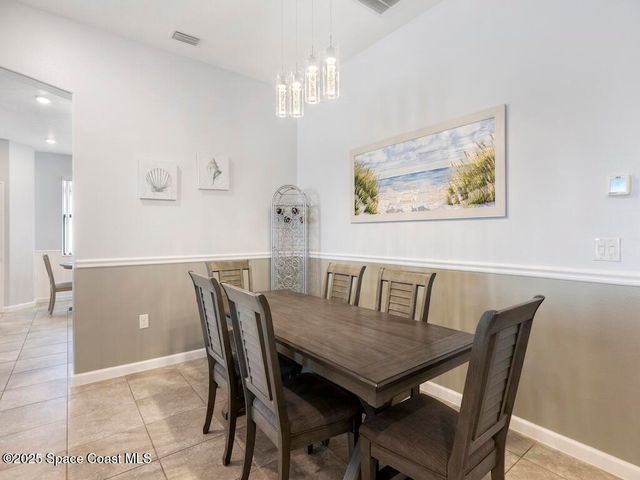 5614 1st Square, Vero Beach, FL 32968