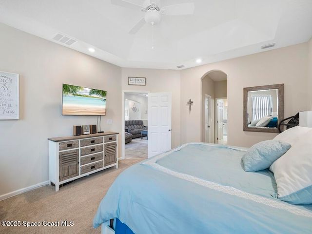 5614 1st Square, Vero Beach, FL 32968