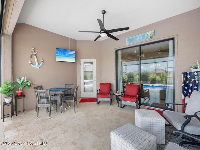 5614 1st Square, Vero Beach, FL 32968