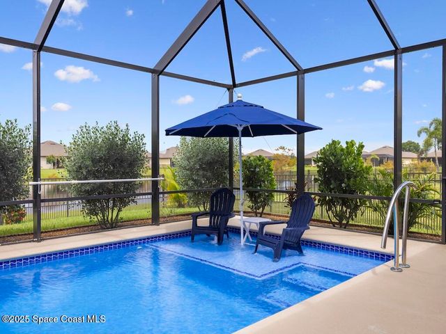 5614 1st Square, Vero Beach, FL 32968