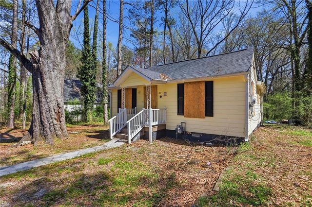 747 Gary Road NW, Atlanta, GA 30318