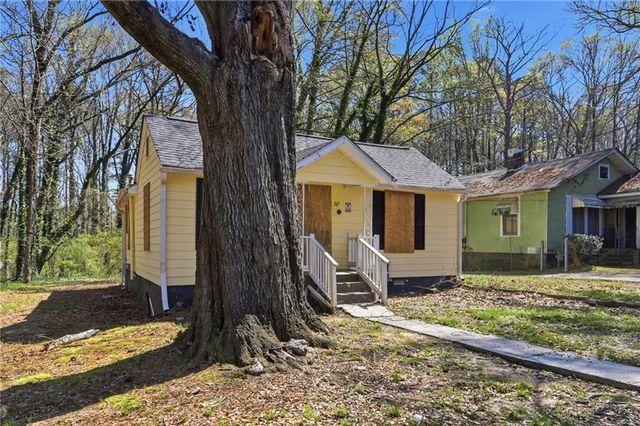 747 Gary Road NW, Atlanta, GA 30318