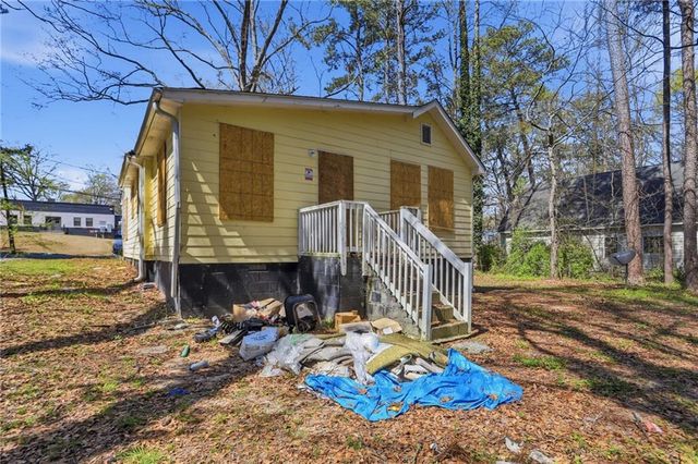 747 Gary Road NW, Atlanta, GA 30318