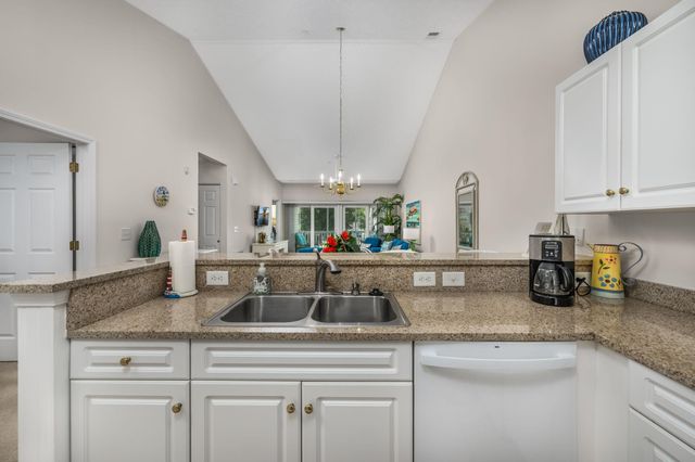 601 Hillside Dr N Apt 3634, North Myrtle Beach, SC 29582