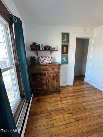 348 Gardinier Street, Rotterdam, NY 12306