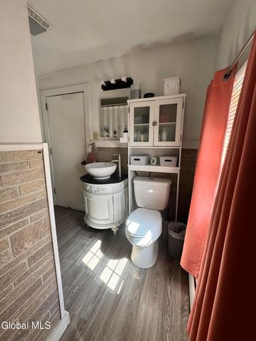 348 Gardinier Street, Rotterdam, NY 12306