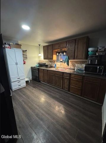 348 Gardinier Street, Rotterdam, NY 12306