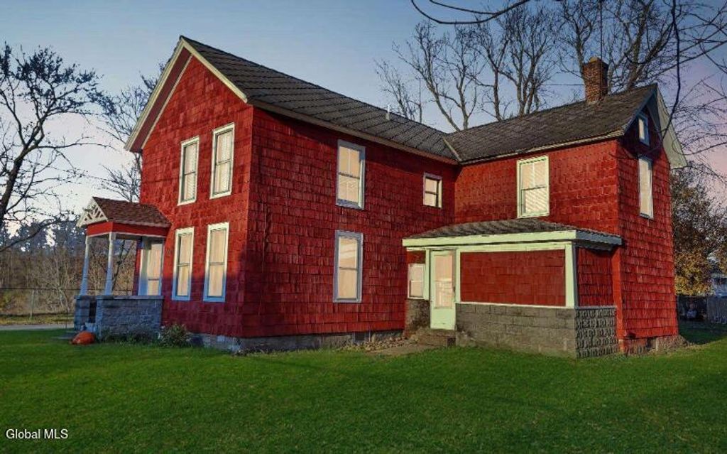 348 Gardinier Street, Rotterdam, NY 12306