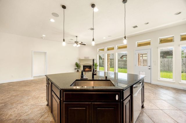 2322 Angel Trumpet Drive, Katy, TX 77494