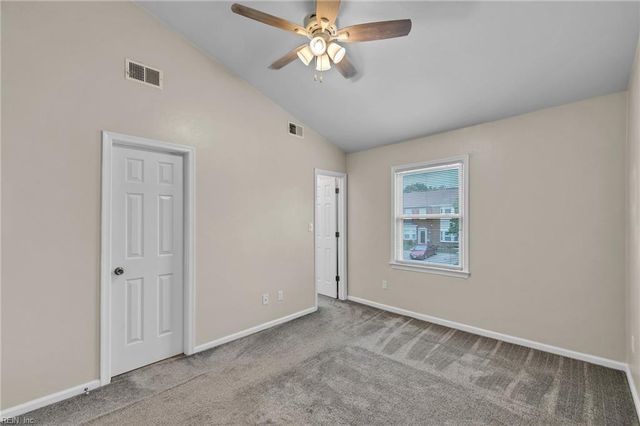725 Creekside CRES, Chesapeake, VA 23320